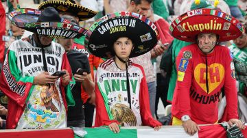 La afición mexicana que viajó a Qatar quedó decepcionada de la pronta eliminación de El Tri del Mundial 2022.