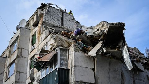 Ataques con drones dejan a más de un millón sin electricidad en el sur de Ucrania, dicen las autoridades