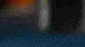 Lionel Messi llegando a Argentina con la Copa del Mundo.