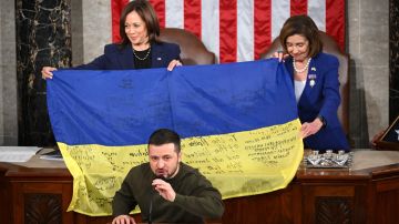 El presidente de Ucrania Volodimir Zelensky habló a los legisladores del Congreso.