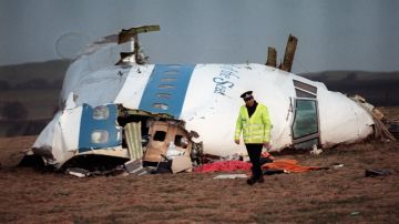 Fabricante del explosivo del ataque terrorista que hizo estallar avión en Lockerbie queda bajo custodia de EE.UU.