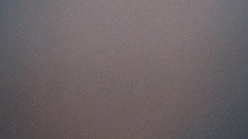 El exjugador de NFL tiene una orden de arresto en Tampa, Florida.