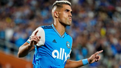 Daniel Ríos celebra un gol con el Charlotte FC.