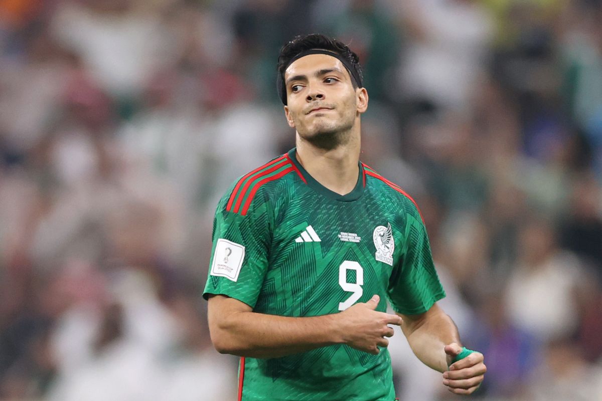 Raúl Jiménez appreciates the support received from the Mexican National Team during the Qatar 2022 World Cup