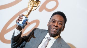 Pelé es catalogado como uno de los mejores jugadores en la historia del fútbol.