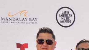 Durante 2022, el Grupo Firme recibió un par de reconocimientos durante la velada de los Premios Billboard de la Música Latin