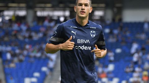 César Montes, defensor de Rayados de Monterrey.