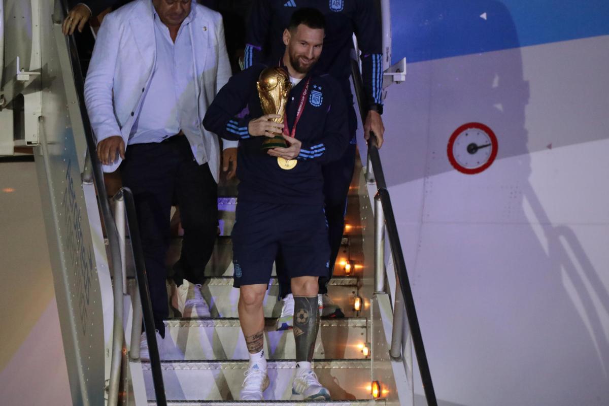 Messi Santa La fiesta de Navidad de Lionel Messi en su natal Rosario junto a sus ...