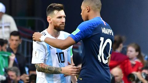 Messi y Mbappé en el juego entre Argentina Francia del Mundial Rusia 2018.