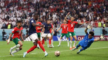 Randal Kolo Muani anotó un gol para Francia en tan solo 45 segundos de ingresado.