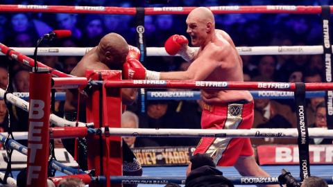 Tyson Fury derrotó a Derek Chisora por la vía del cloroformo.