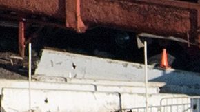 Video aéreo captó acantilado del sur de California derrumbándose en la playa