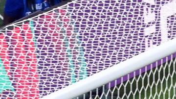 Vincent Aboubakar anotó el gol del triunfo histórico de Camerún sobre Brasil.