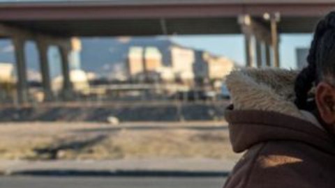 Las autoridades de El Paso aseguran que la ciudad está al borde del colapso.