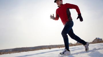 Salir a entrenar cuando hace mucho frío puede ser peligroso para tu salud: por qué