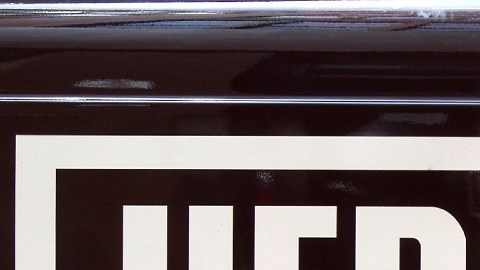 Imagen de un logotipo de la marca de chocolates Hershey's.