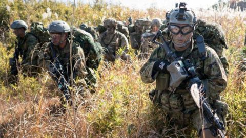 Japón anunció que ampliará sus defensas.