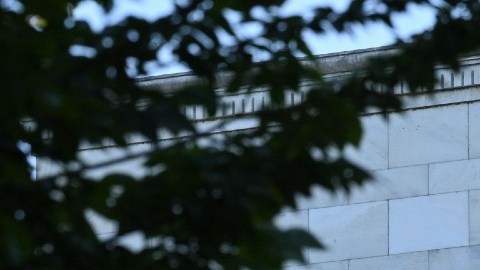 Imagen del edificio de la Reserva Federal.