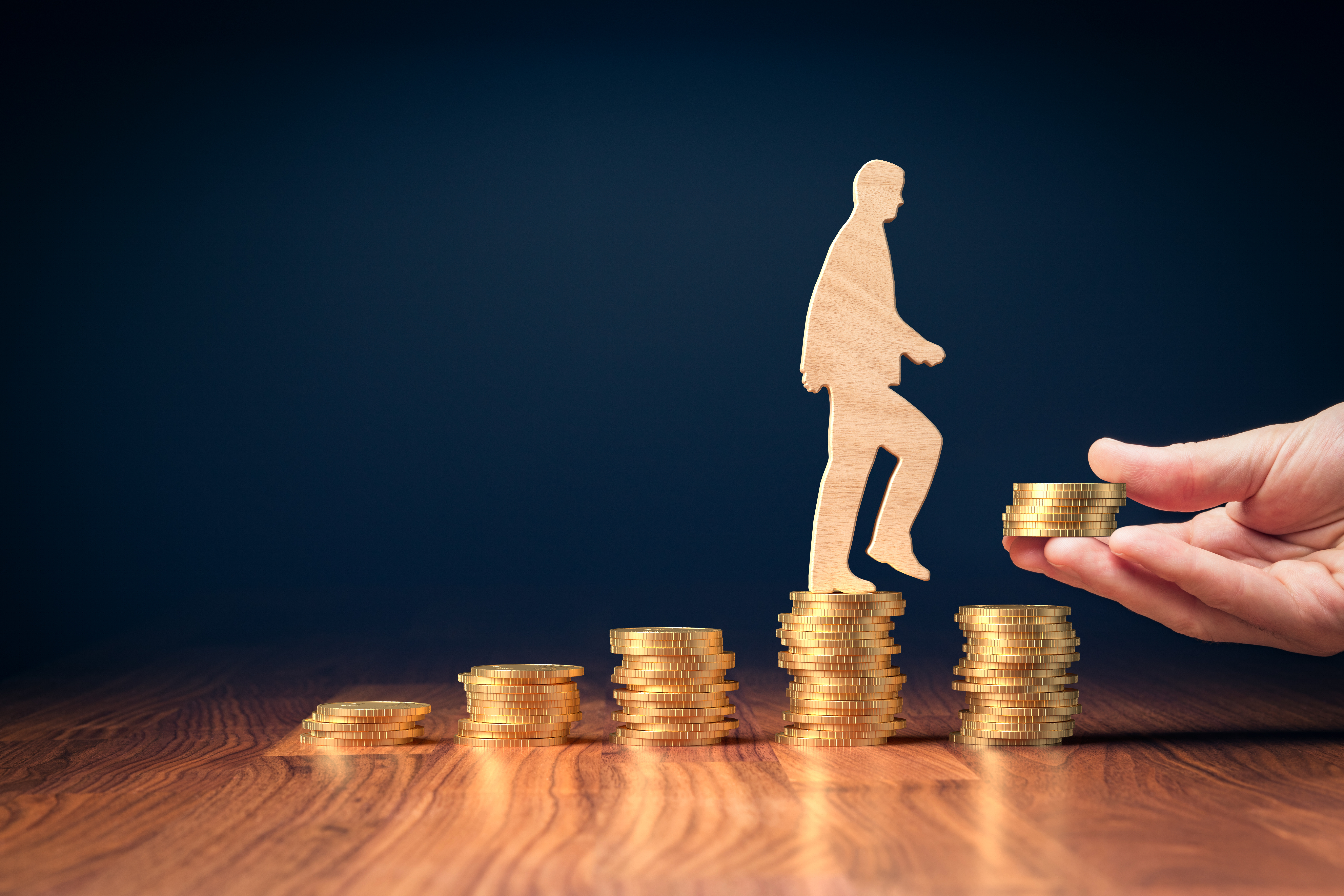 El poder adquisitivo aumentó un 73% en los últimos 50 años, pero los estadounidenses siguen luchando con la inflación
