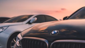 BMW piensa en reciclaje al momento de establecer su ruta hacia la producción de autos eléctricos