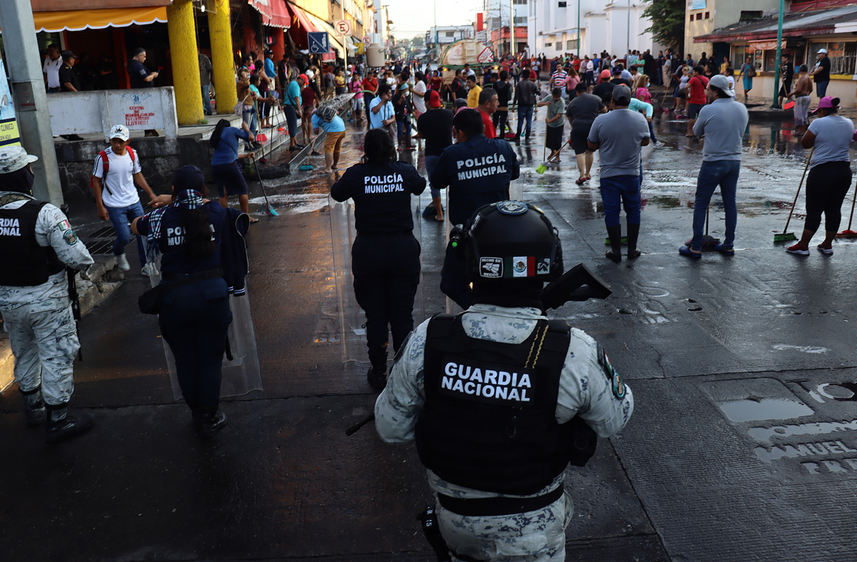 Elementos de la Guardia Nacional realizan operativo en Tapachula, estado de Chiapas, México.
