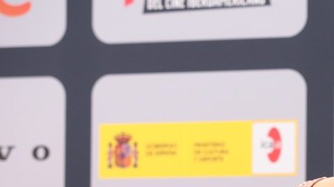 Michelle Rodríguez está causando furor en redes sociales tras posar con poca ropa.