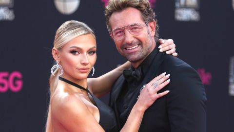 Irina Baeva y Gabriel Soto acaban con rumores de separación.