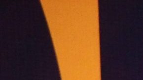 Itatí Cantoral presumió sus curvas en traje de baño.