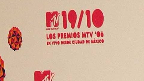 Así se veía Shakira vestida de novia | Mezcalent.