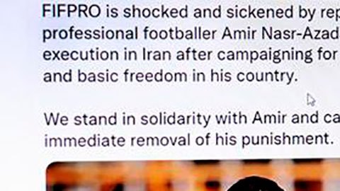 Condenado a 26 de cárcel futbolista iraní por su participación en protestas