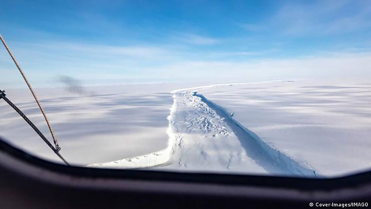 Un enorme iceberg 15 veces más grande que París se desprende de la ...