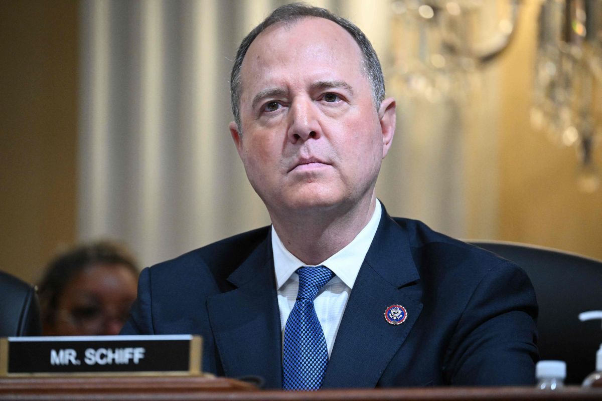Adam Schiff asegura que Biden puede haber puesto en peligro la ...