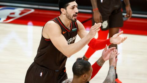 Enes Kanter Freedom jugador de balonesto nacido en Turquía.