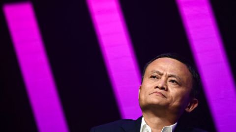 Famoso multimillonario chino cede control de su empresa ante presiones de Pekín