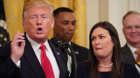 Sarah Huckabee Sanders es fiel seguidora de Donald Trump.