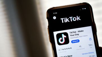 Universidad de Texas prohíbe uso de TikTok y bloquea app en las redes Wi-Fi del campus