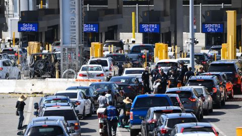 Anuncian para próximo lunes reapertura del paso peatonal Ped-West en San Ysidro tras cierre en 2020 durante pandemia