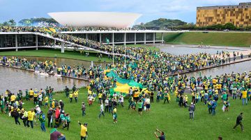 VIDEO: Simpatizantes de Jair Bolsonaro invaden Congreso de Brasil en manifestación contra Lula da Silva