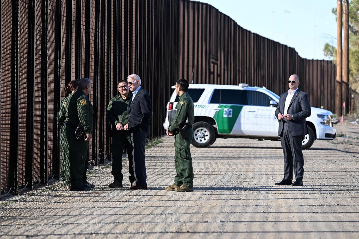 El presidente Biden visitó la frontera en El Paso, Texas.