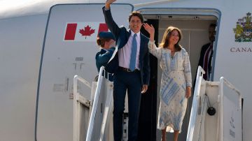 AMLO da la bienvenida a México al primer ministro de Canadá Justin Trudeau