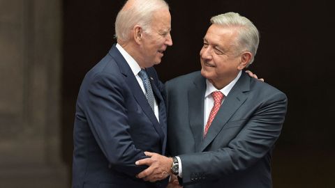 AMLO revela que reiteró a Joe Biden exonerar al fundador de WikiLeaks Julian Assange