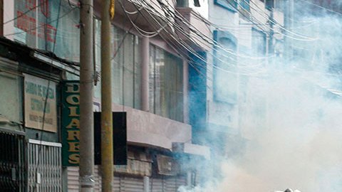 Gobierno de Perú decreta toque de queda en Puno tras protestas que elevaron a 18 muertos