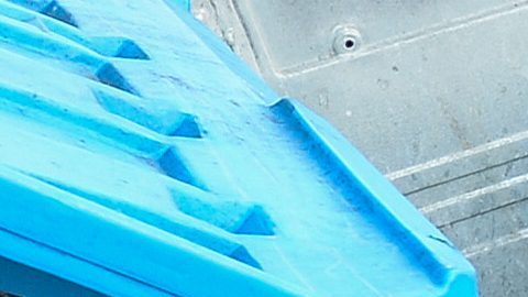 Hallan cuerpo de mujer dentro de contenedor de donaciones en Carolina del Sur