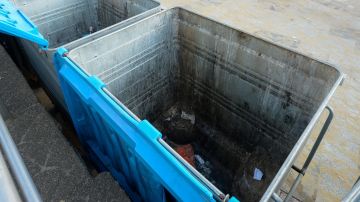 Hallan cuerpo de mujer dentro de contenedor de donaciones en Carolina del Sur