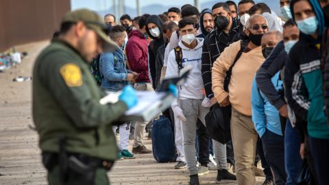 CBP One puede ayudar a disminuir los arribos masivos de inmigrantes a Estados Unidos.