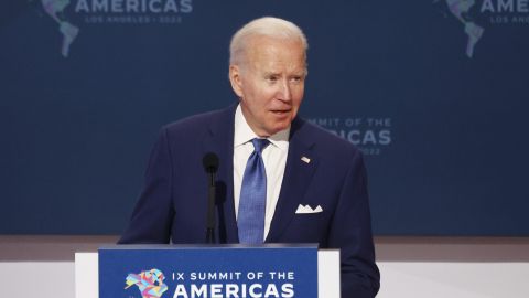 Biden anunció este acuerdo durante la IX Cumbre de las Américas en Los Ángeles.