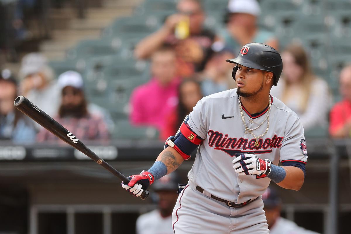 El venezolano, campeón bate, Luis Arráez pasa de los Minnesota Twins a los Miami  Marlins por su compatriota Pablo López - La Opinión