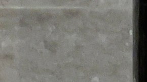 El presidente de la Cámara Kevin McCarthy recibe el mazo del líder de la minoría demócrata Hakeem Jeffries.