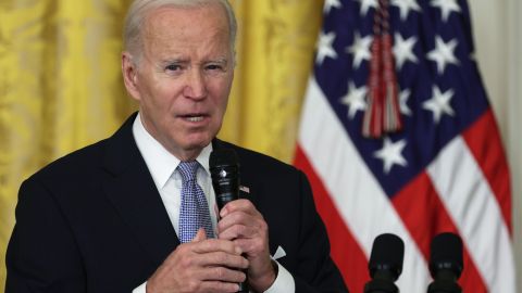 Biden obtuvo un promedios de valoración de un segundo año de gestión presidencial bajo.