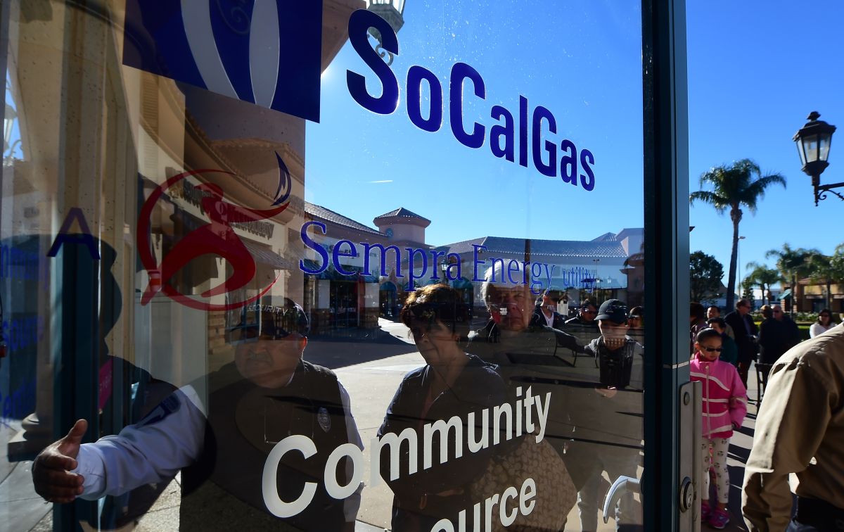 Clientes de SoCalGas recibirán facturas más altas, con un aumento de hasta 128 con respecto a